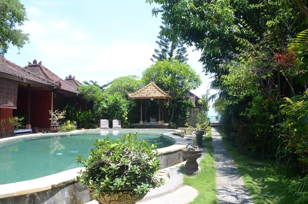 Padangbai Beach Homestay Bagian luar foto